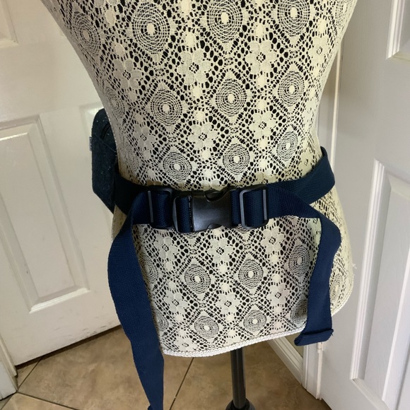 Foster & RYE INSULATED FANNY PACK - Picture 7 of 13